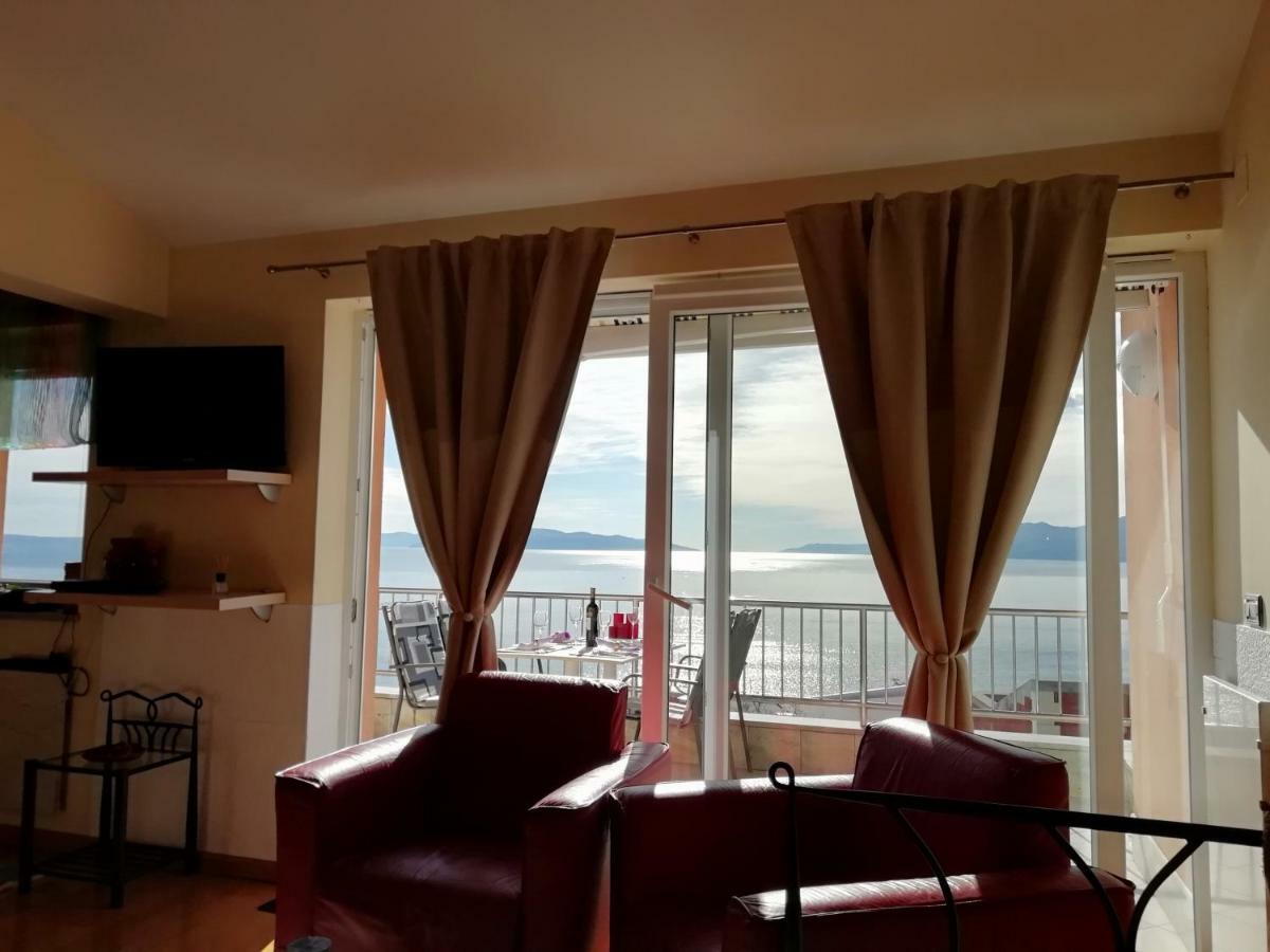 Apartments In Villa Azra Rijeka Exterior foto